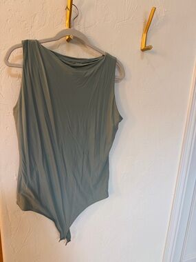 Abercrombie & Fitch Green boatNeck Bodysuit